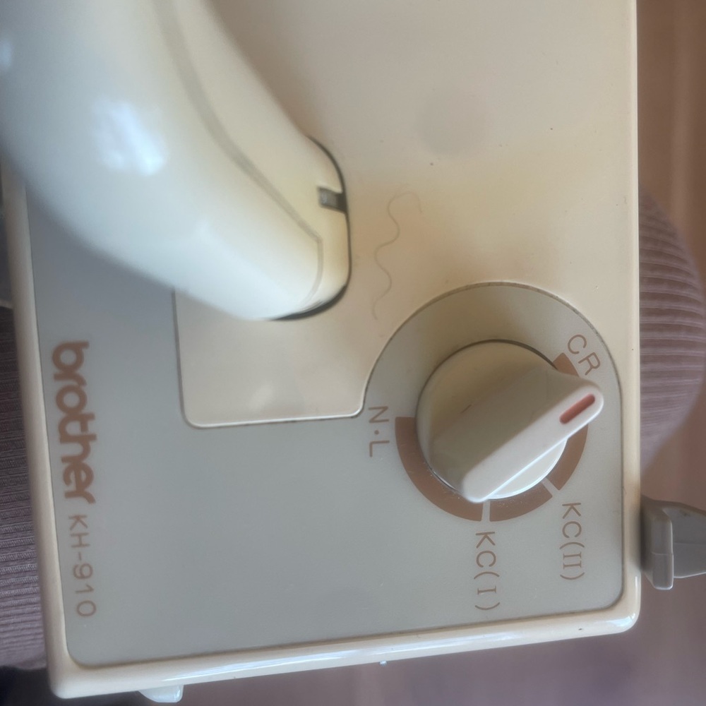 Brother Cream Sewing Machine Control Panel - Picture 4 of 4